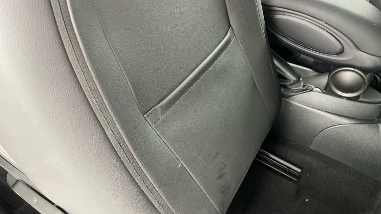 MINI Hatchback 1.5 Cooper Sport Premium 3dr Auto Petrol Hatchback